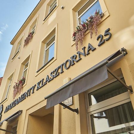 Apartamenty Klasztorna 25 포즈난 외부 사진